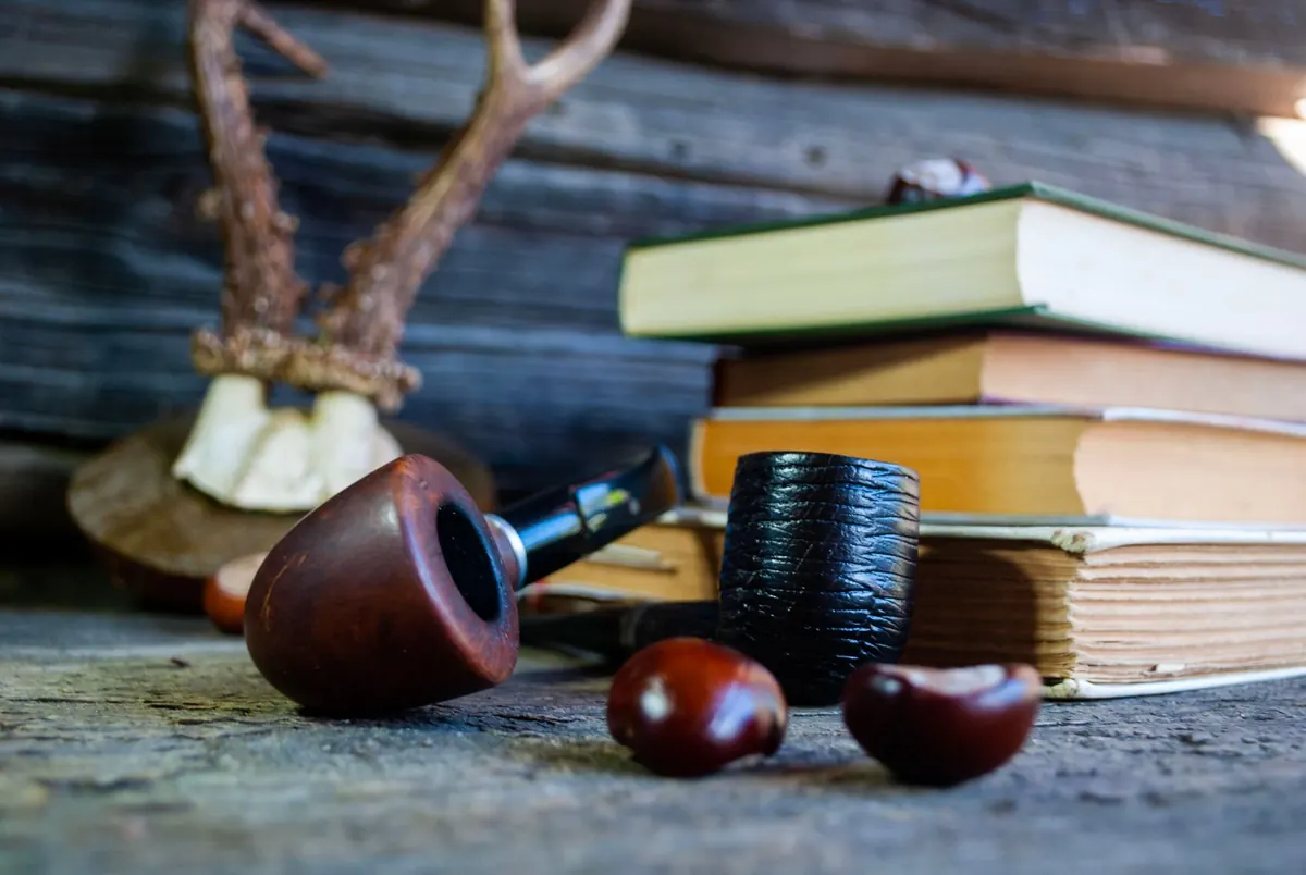 Pipe Smoking in British Literature: From Sherlock Holmes to J.R.R. Tolkien